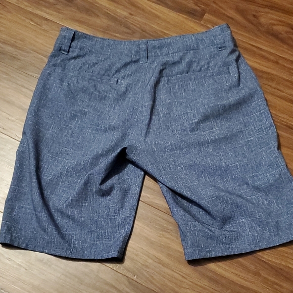 Oakley Men's Navy Hybrid Shorts - Picture 5 of 6